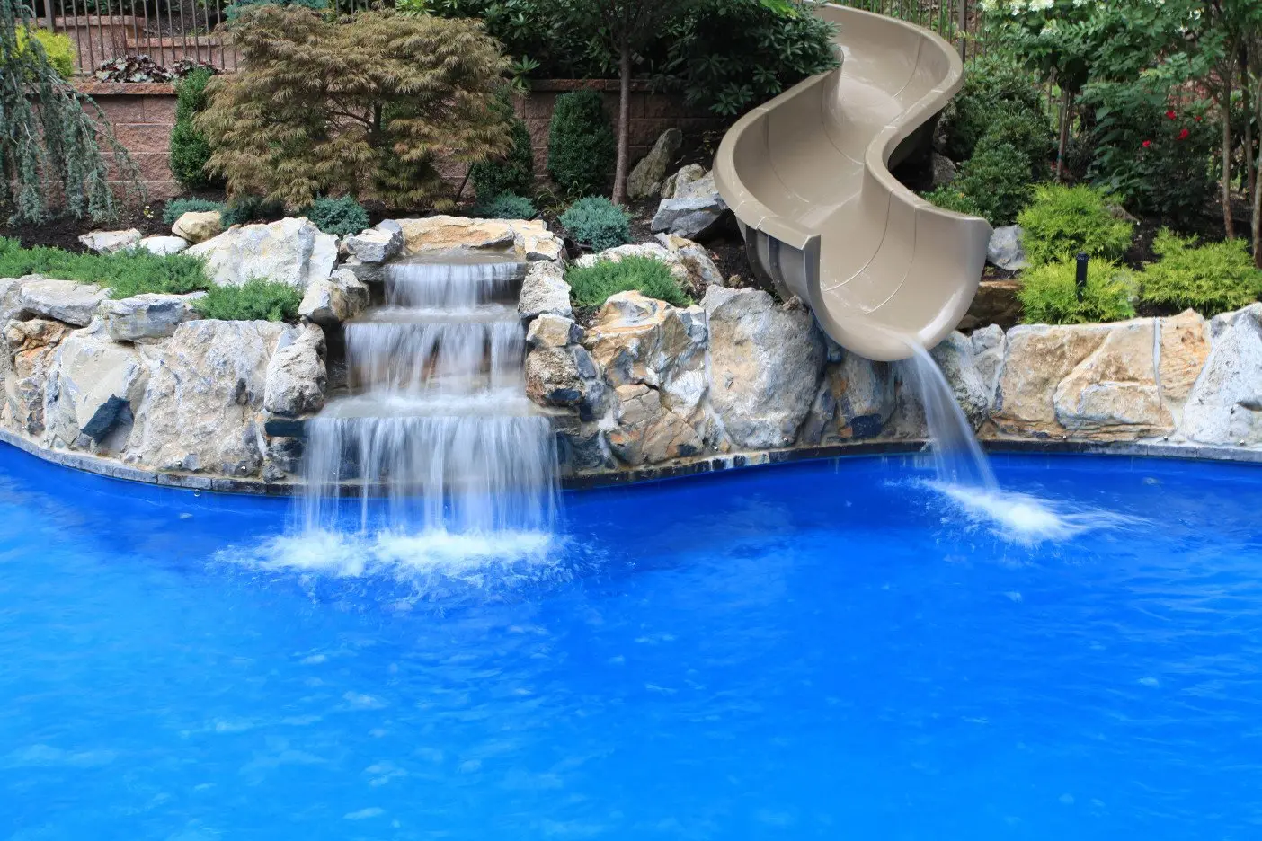 Custom Water Features by Swim King 12