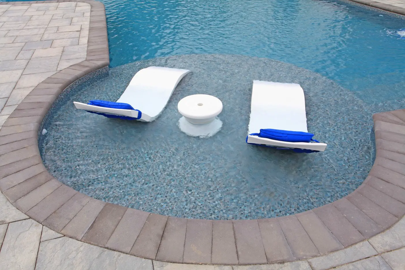 Custom Water Features by Swim King 14