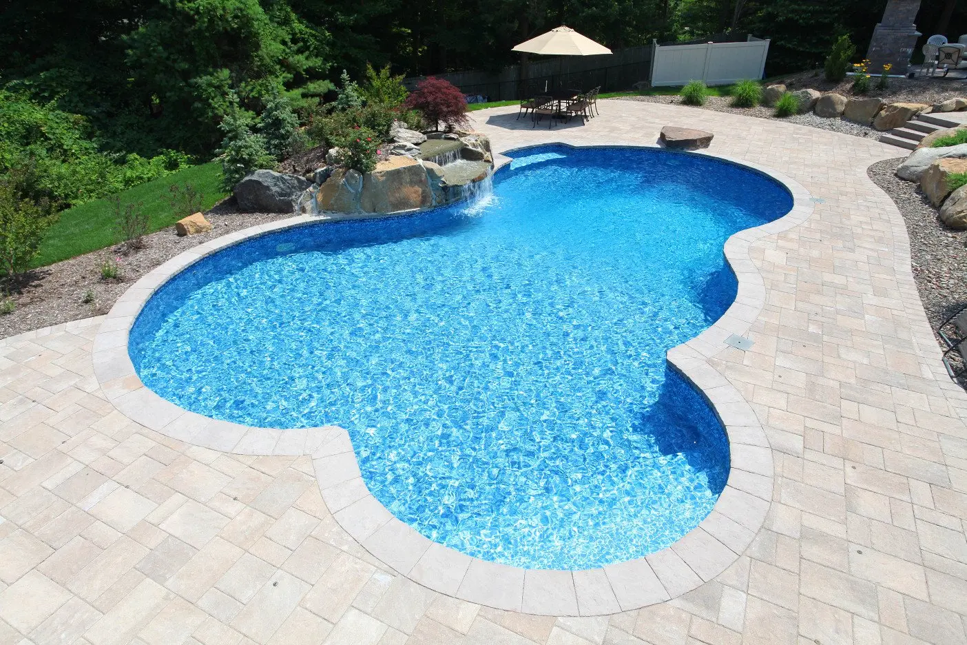 Freeform Pools by Swim King 7
