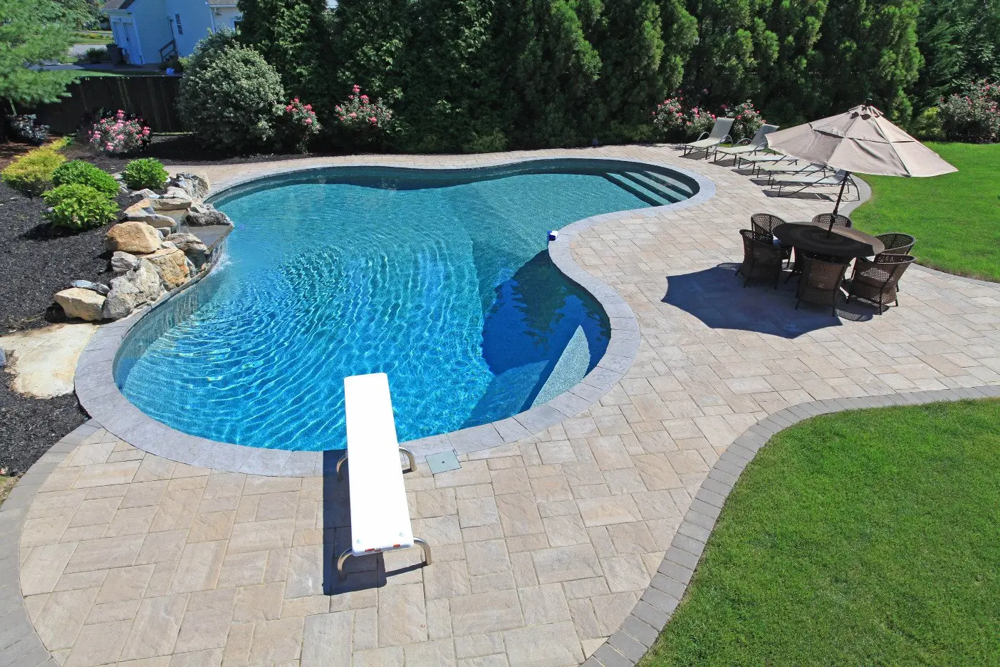 Freeform Pools by Swim King 40