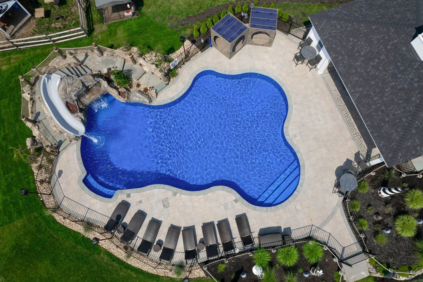 Freeform Pools by Swim King 51