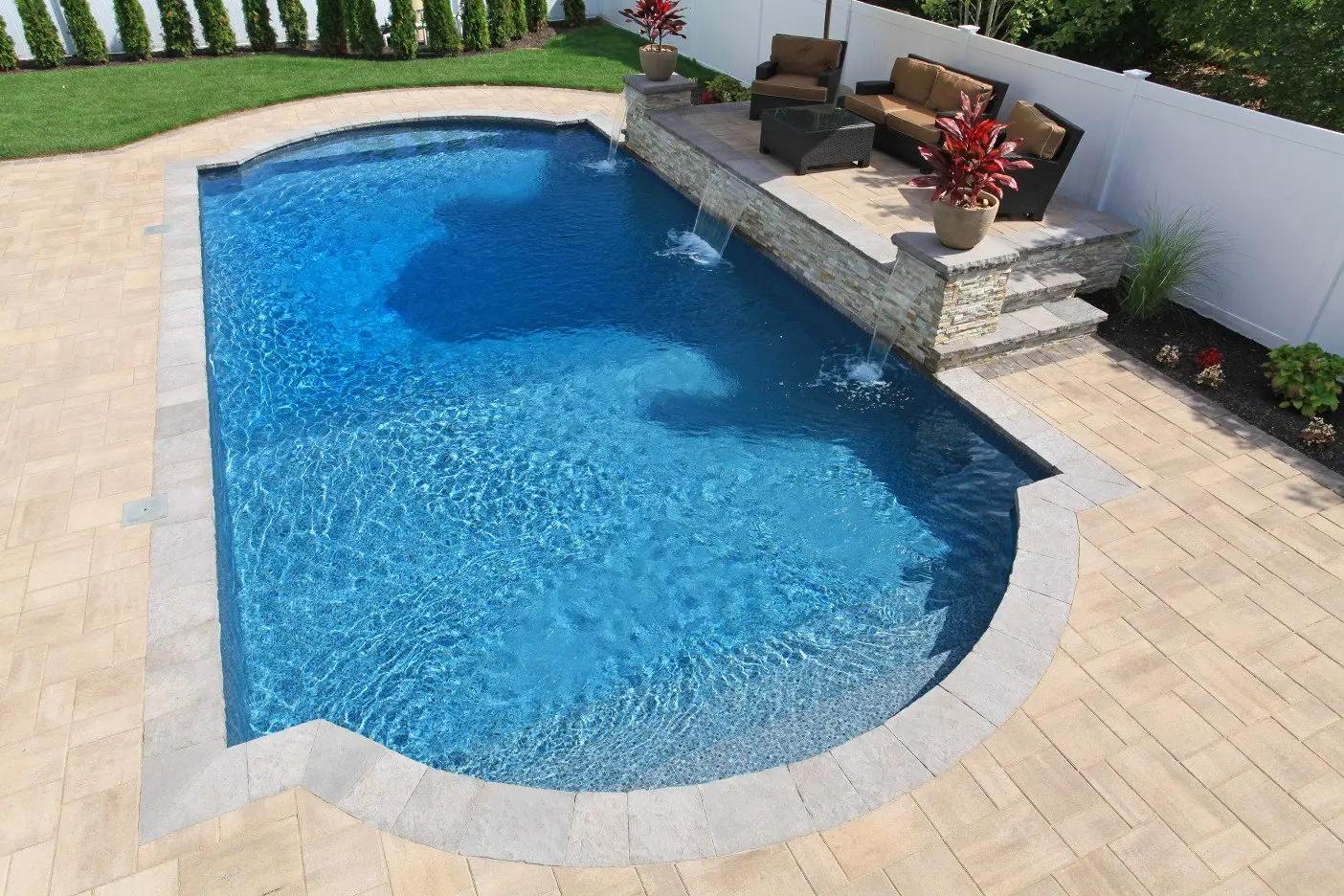 Geometric Pools by Swim King 43